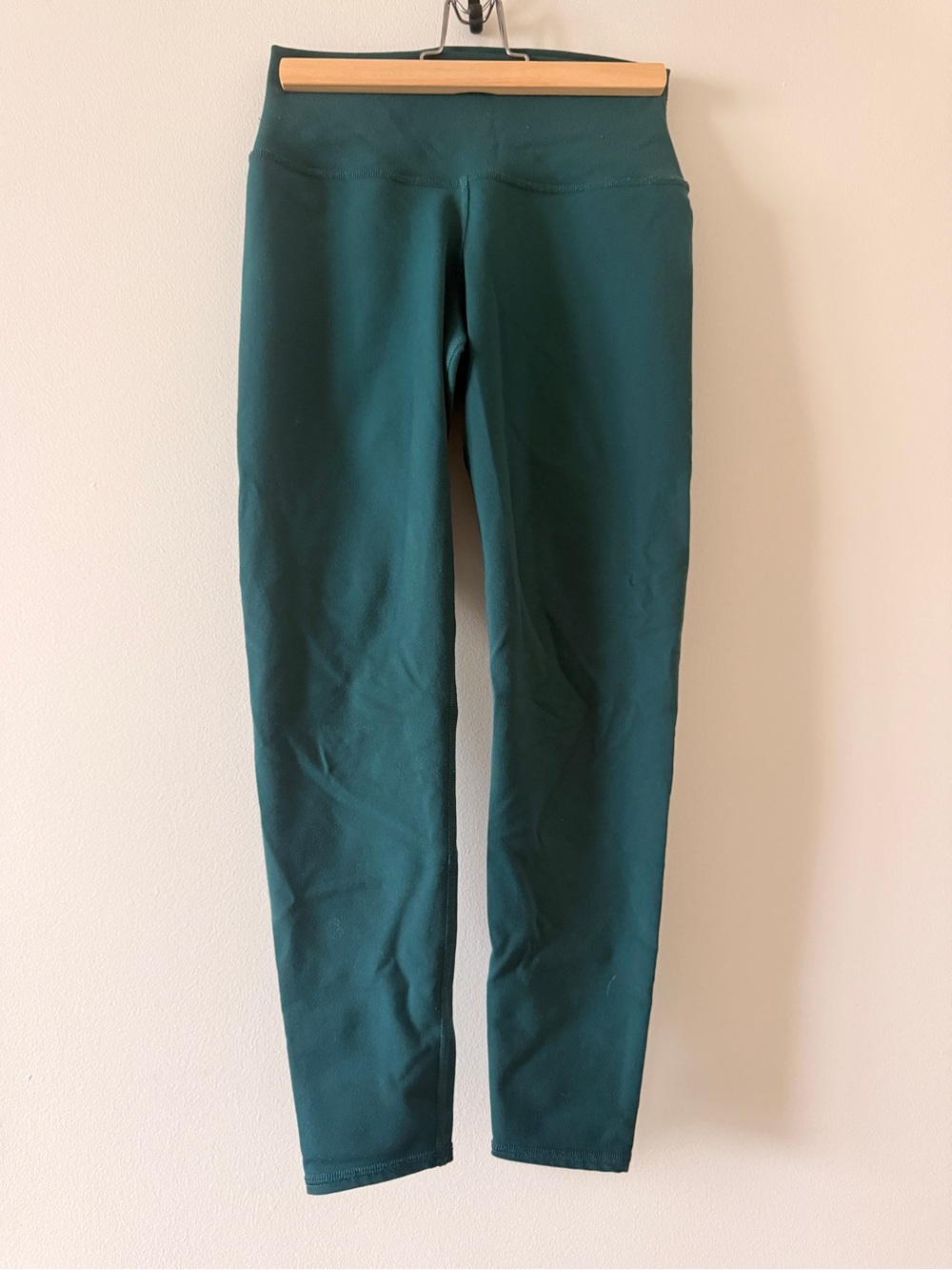 ALO Size Small Emerald Green Leggings